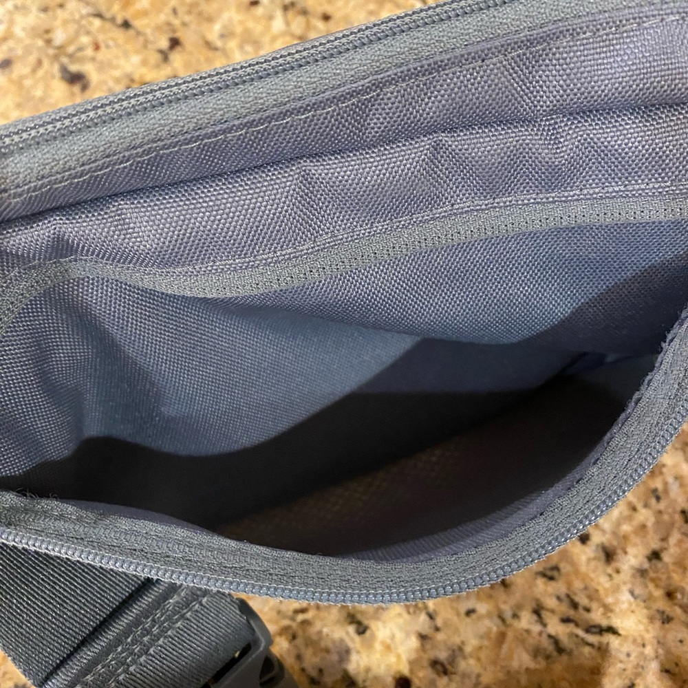 Canvelle Oversized Belt Bag - Picture 5 of 7